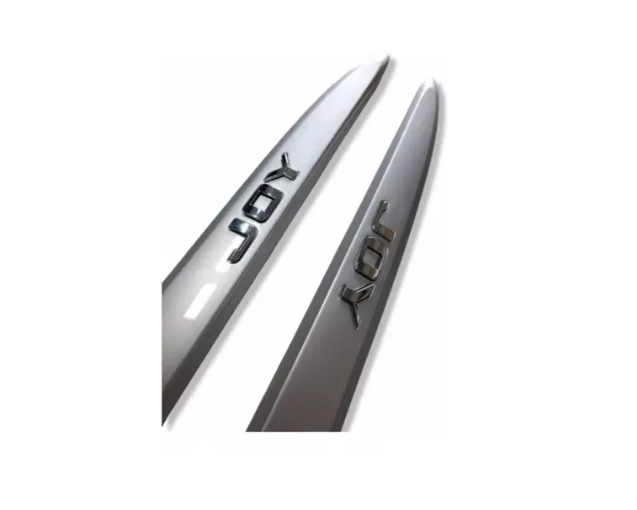 Jogo Friso Lateral Slim Gm Onix Joy Branco Summit 2020 2021 GM 98551613 -  Amantini Chevrolet